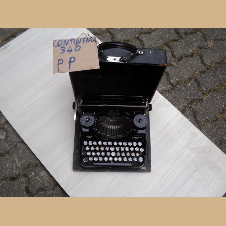 macchina da scrivere meccanica con custodia in condizioni buone di marca continental primi 900 modello 340 con n di riferimento PP